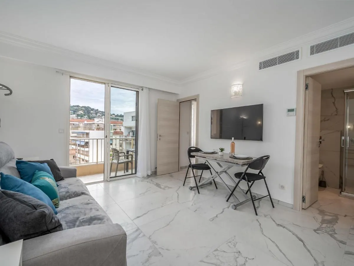 Apartment Le Clos Des Caleches By Interhome Cannes